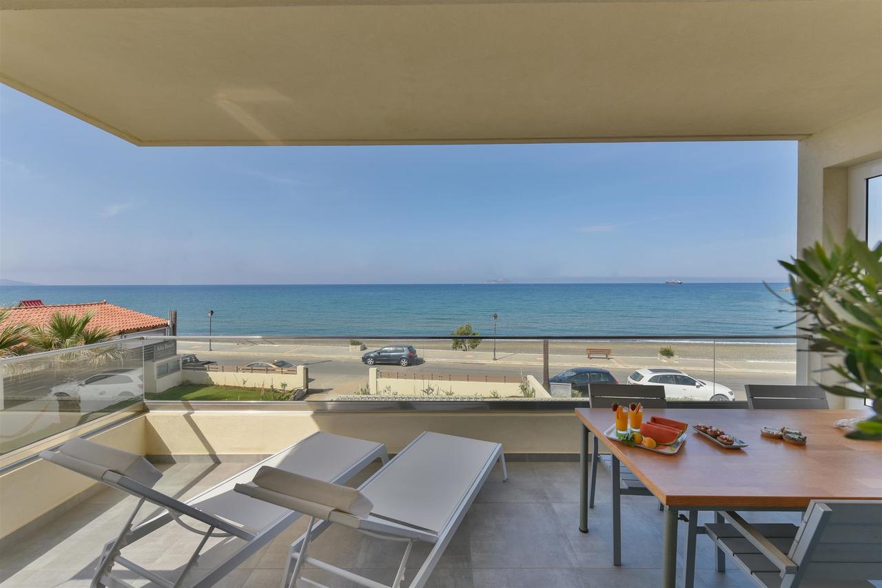 Rodia Beach Suites Kokkinos Pyrgos Dış mekan fotoğraf