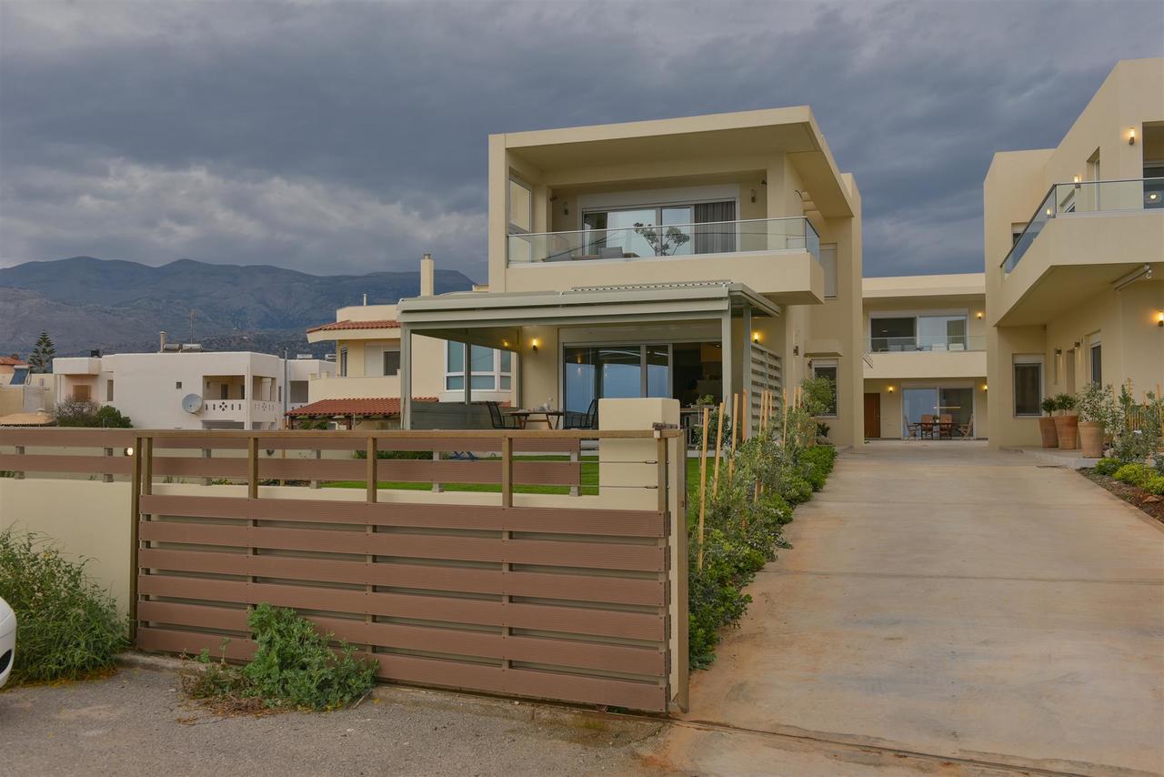 Rodia Beach Suites Kokkinos Pyrgos Dış mekan fotoğraf
