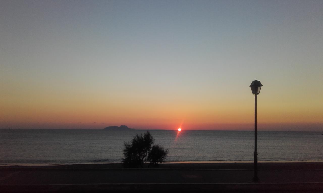 Rodia Beach Suites Kokkinos Pyrgos Dış mekan fotoğraf