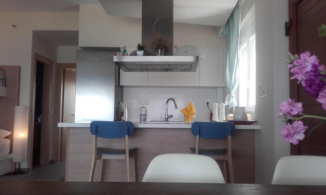 Rodia Beach Suites Kokkinos Pyrgos Dış mekan fotoğraf